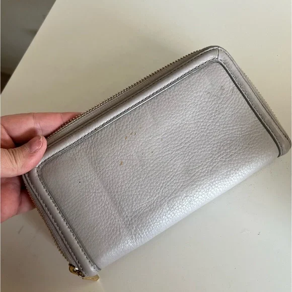 Tory Burch Amanda Zip Continental Wallet - Picture 3 of 3